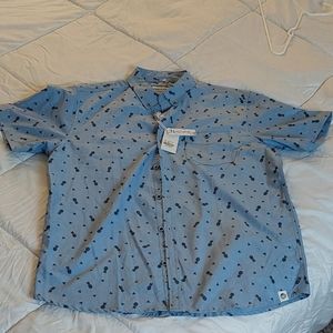 Free Planet Mens button down casual shirt XL Pineapple Light Blue